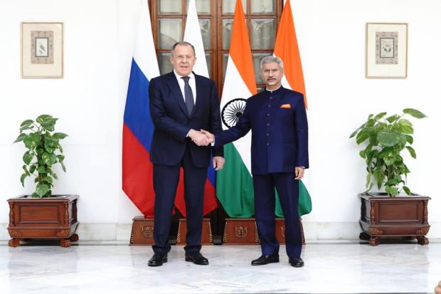 S Jaishankar meets the Foreign Minister of Russia, Sergey Lavrov. A wide-ranging discussion took place. Both exchanged views on our bilateral cooperation and G20 issues. (Twitter/@DrSJaishankar)