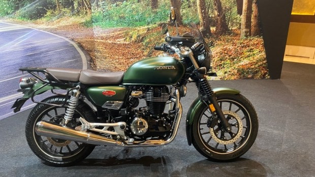Honda H'ness CB350 Tourer CustomPrice Rs. 17,600In this kit, customers get knuckle guards, a long visor, a rear-mounted luggage carrier and the seat is said to be more comfort-oriented. It also gets wider steps and engine crash guards.