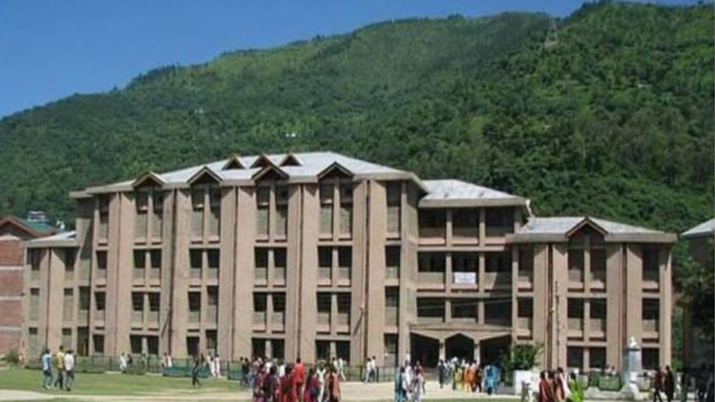 There is an urgent requirement for 500 additional professors across Himachal Pradesh.