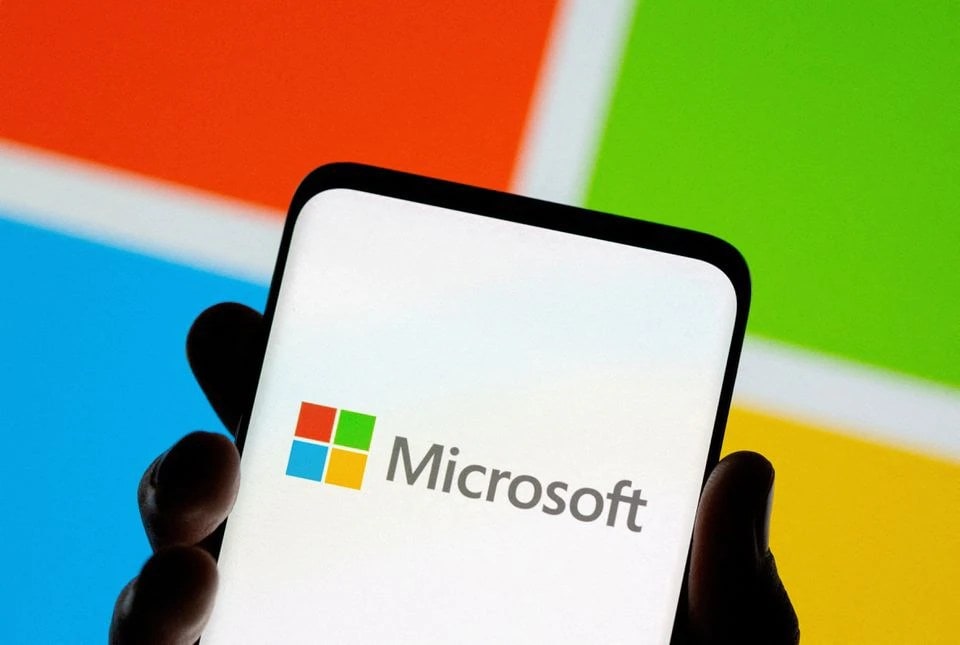 Microsoft apparently doesn’t want rivals like DuckDuckGo to use Bing search data in their AI tools as chatbot wars heat up