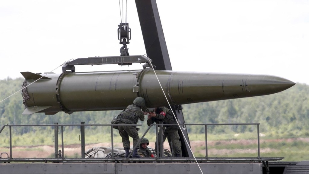 Russia, deploys