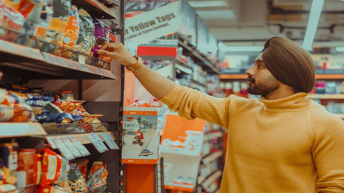 preservatives, preservatives in food, food preservatives, packaged food, how to read label on food package, packaged food labels, food industry, lifestyle