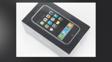 iPhone auction apple