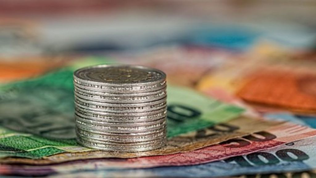 ‘Falling cash volumes a big worry'