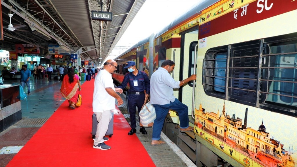 bharat gaurav, bharat gaurav train, bharat gaurav tourist train, bharat gaurav train route, bharat gaurav scheme, bharat gaurav train list, Ganga Pushkaralu Yatra, Ganga Pushkaralu Yatra 2023, Ganga Pushkaralu Yatra rail tour package, Ganga Pushkaralu Yatra train package, irctc Ganga Pushkaralu Yatra, 