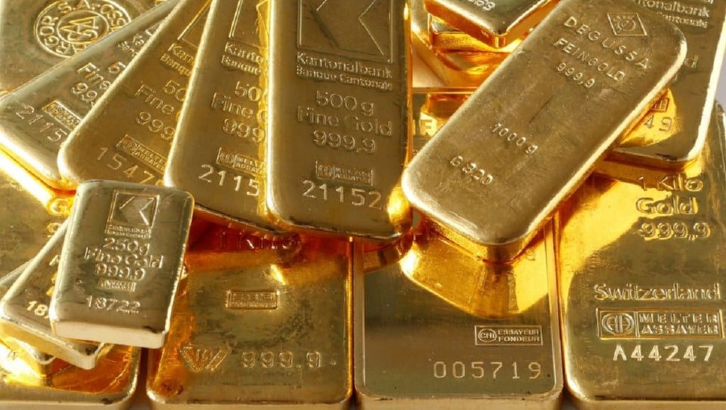 gold, investment, inflation, US Fed, risky assets, banking crisis, policy tightening, Silicon Valley Bank, Signature Bank, economic crises, import