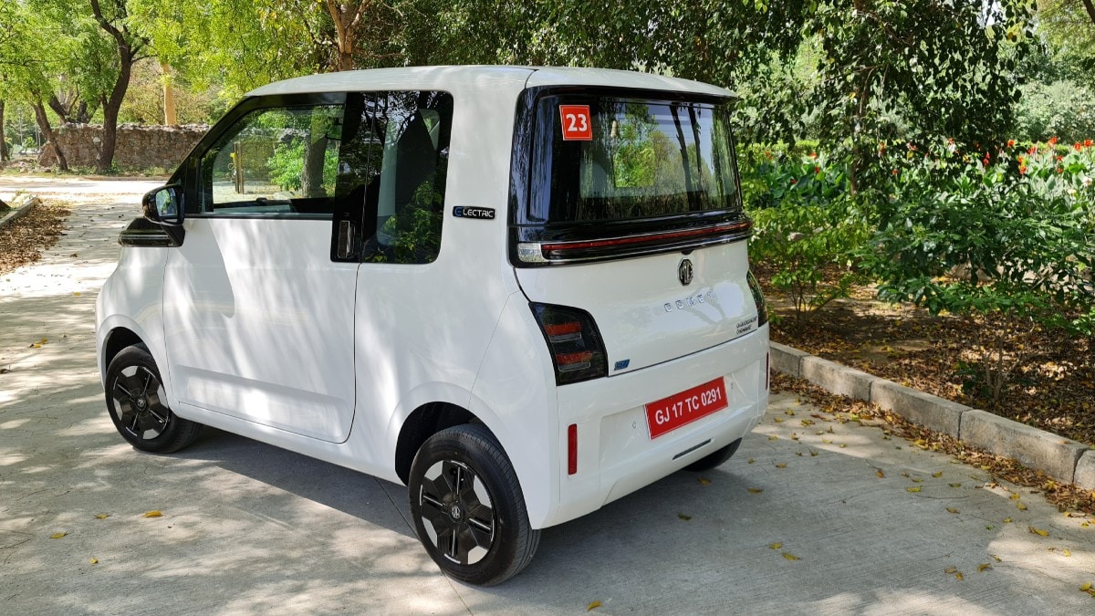 MG Motor India is offering the Comet EV in a total of five colour shades. They are Candy White with Starry Black, Apple Green with Starry Black, Starry Black, Aurora Silver and Candy White.