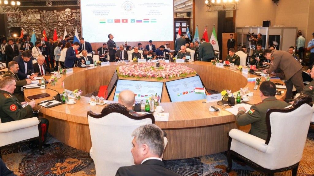SCO defence ministers meet. Focus on Counter-terrorism, Afghanistan, Extremism and military medicine SCO defence ministers meet. Focus on Counter-terrorism, Afghanistan, Extremism and military medicine