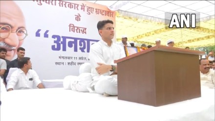 Rajasthan Congress crisis: Kamal Nath roped in to mediate Gehlot-Pilot tussle Rajasthan Congress crisis: Kamal Nath roped in to mediate Gehlot-Pilot tussle