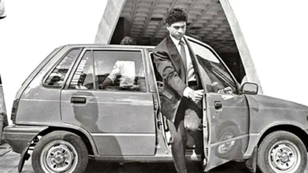Sachin Tendulkar maruti 800