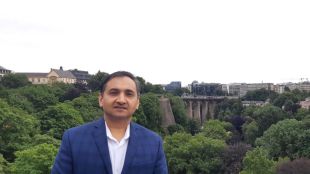 A liberal arts education teaches students to process information and think analytically.