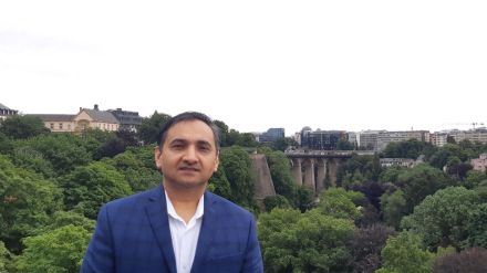 A liberal arts education teaches students to process information and think analytically. A liberal arts education teaches students to process information and think analytically.