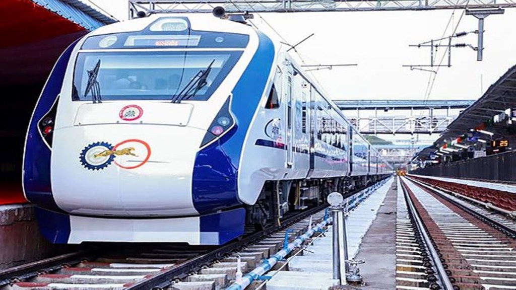 Vande Bharat Express | Vande Bharat in Kerala | PM Modi flags off Kerala's first Vande Bharat