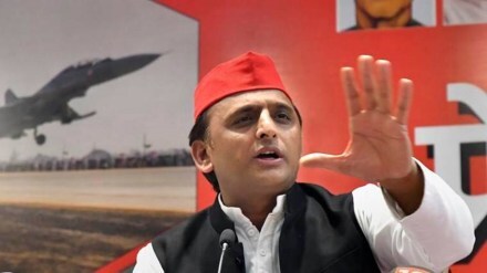 Akhilesh Yadav, BJP