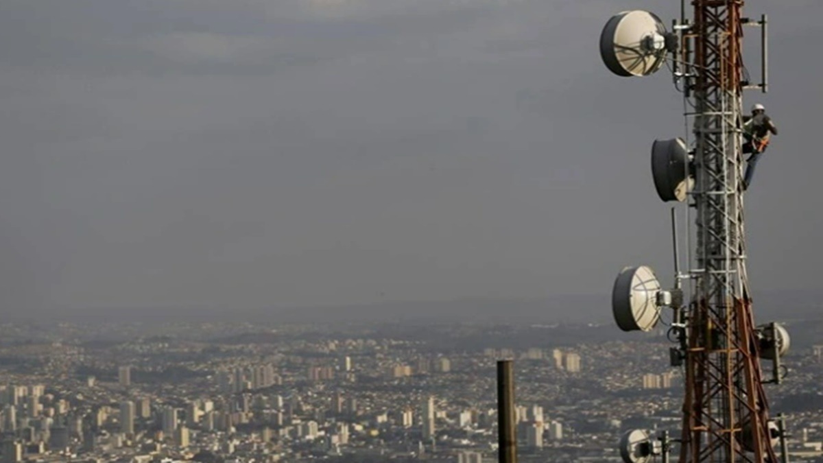 BSNL, telecom sector