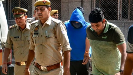 Samar Singh, Akanksha Dubey