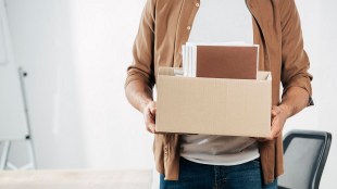 layoff, job cuts, technical infrastructure, tech companies, economy, restructuring, blue-collar jobs, unemployment rate, ChatGPT, investment, digital employment, productivity boom