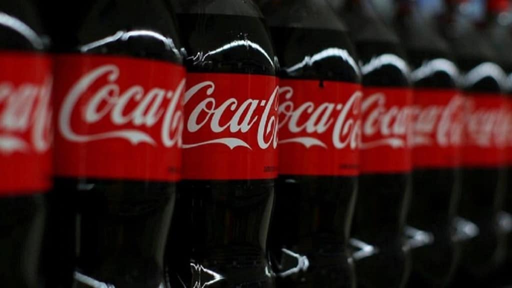 Coca-Cola, Coke, Soft drink, Coke stores, James Quincey, Coca-Cola Chairman, Coca-Cola CEO, Industry