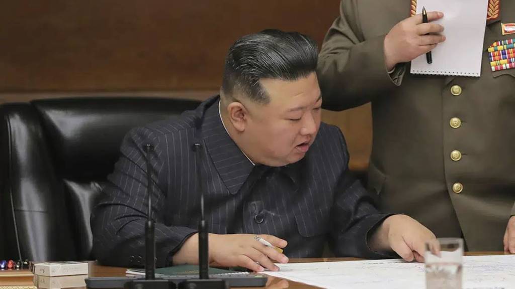 kim jong Un, NORTH KOREA