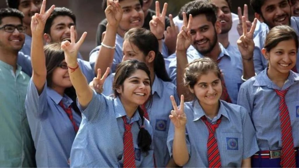 ICSE 10th Result 2023 Live Updates: Follow the blog for updates on direct links, pass percentage, toppers and more.