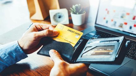 plastic money, plastic money for nri, credit cards, credit card offerings, credit card offerings for NRI