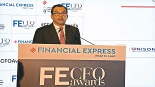 Sanjiv Puri, ITC, geopolitical dynamics, re-globalisation, Nitin Gadkari,