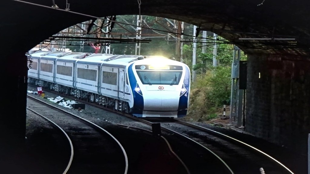 mumbai madgaon, mumbai madgaon vande bharat, mumbai madgaon vande bharat express, mumbai madgaon vande bharat speed, mumbai madgaon vande bharat launch, mumbai madgaon vande bharat express stoppage,