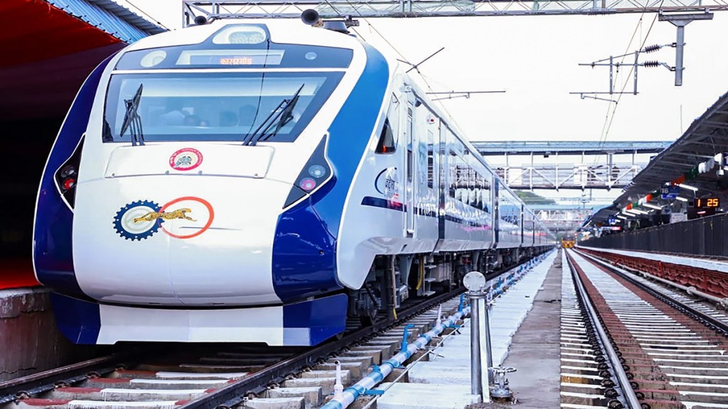 vande bharat, vande bharat train, vande bharat express, vande bharat train route, vande bharat train lucknow to gorakhpur, vande bharat for uttar pradesh, vande bharat gorakhpur to lucknow, vande bharat delhi to gorakhpur, vande bharat to gorakhpur, vande bharat express to gorakhpur, vande bharat express trains in india,