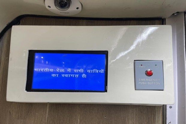 Good news for rail commuters! Enjoy scenic beauty of nature while travelling to Shimla with THIS coach – See Photos