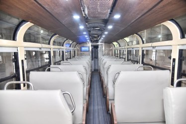 Good news for rail commuters! Enjoy scenic beauty of nature while travelling to Shimla with THIS coach – See Photos