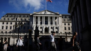 Bank of England, UK interest rate, economy, inflation, Monetary Policy Committee, investors, mortgage costs, borrowing costs, quantitative easing, financial crisis, Goldman Sachs