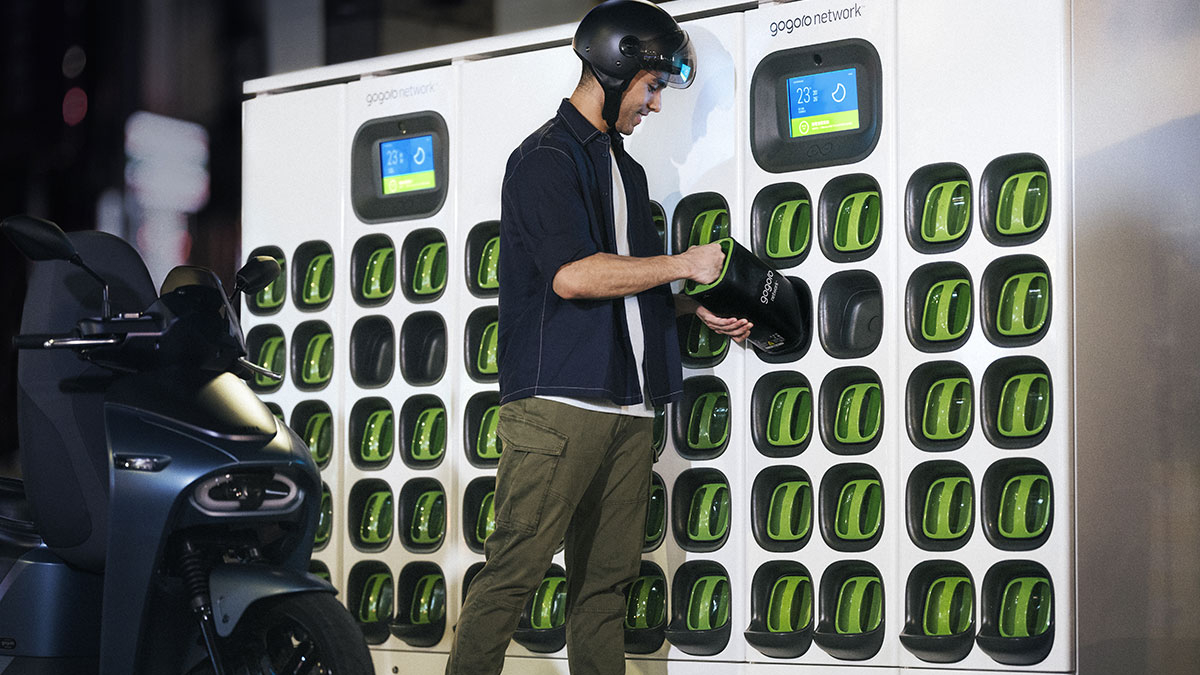 Gogoro battery swapping Gogoro battery swapping