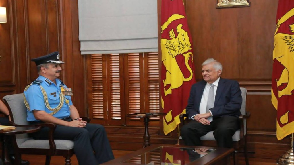 IAF chief meets sri lanka prez