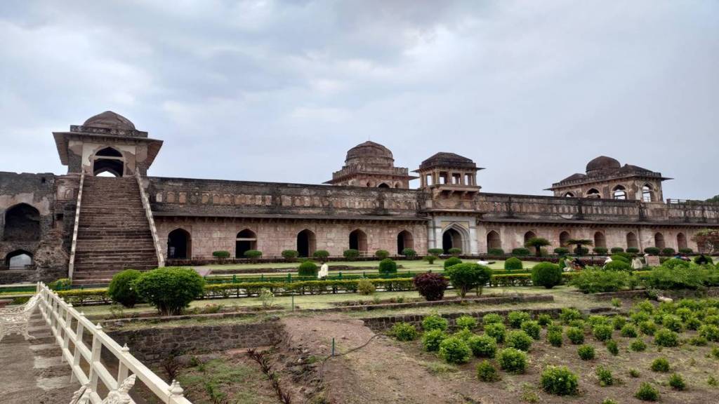 Travel, Mandu