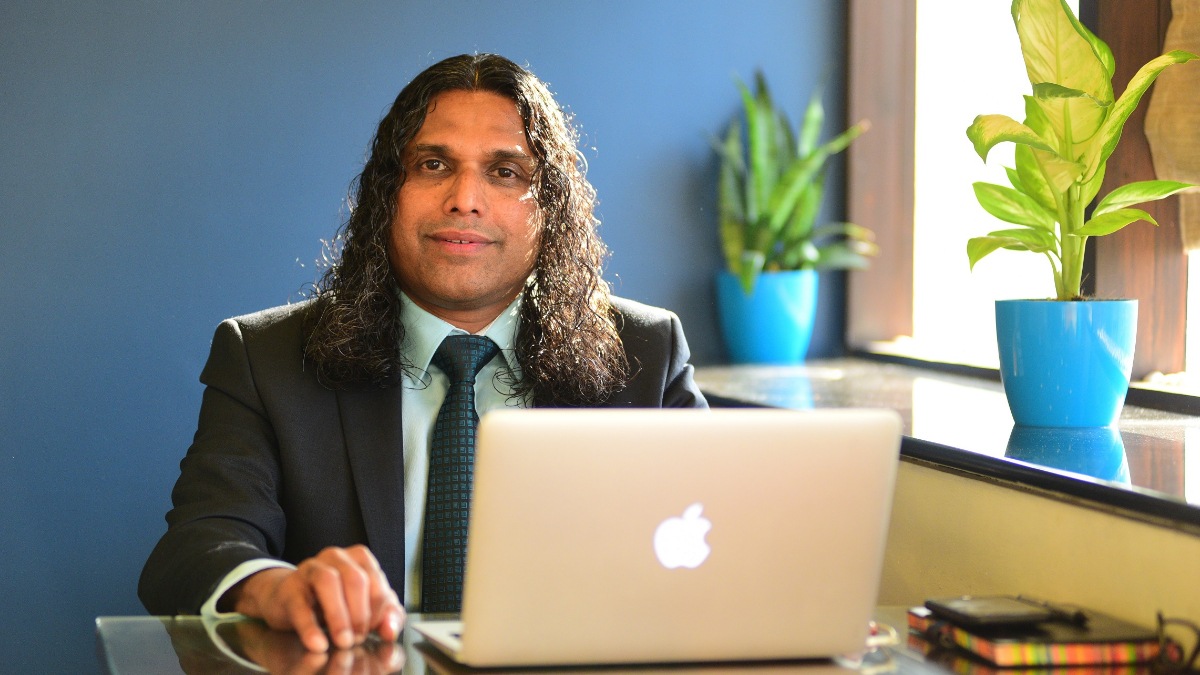 According to Kukian, he cannot function without his iPhone