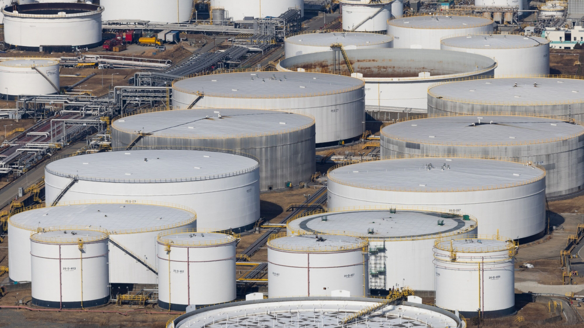 South Korea resumes buying key fuel from Russia - Express Mobility News ...