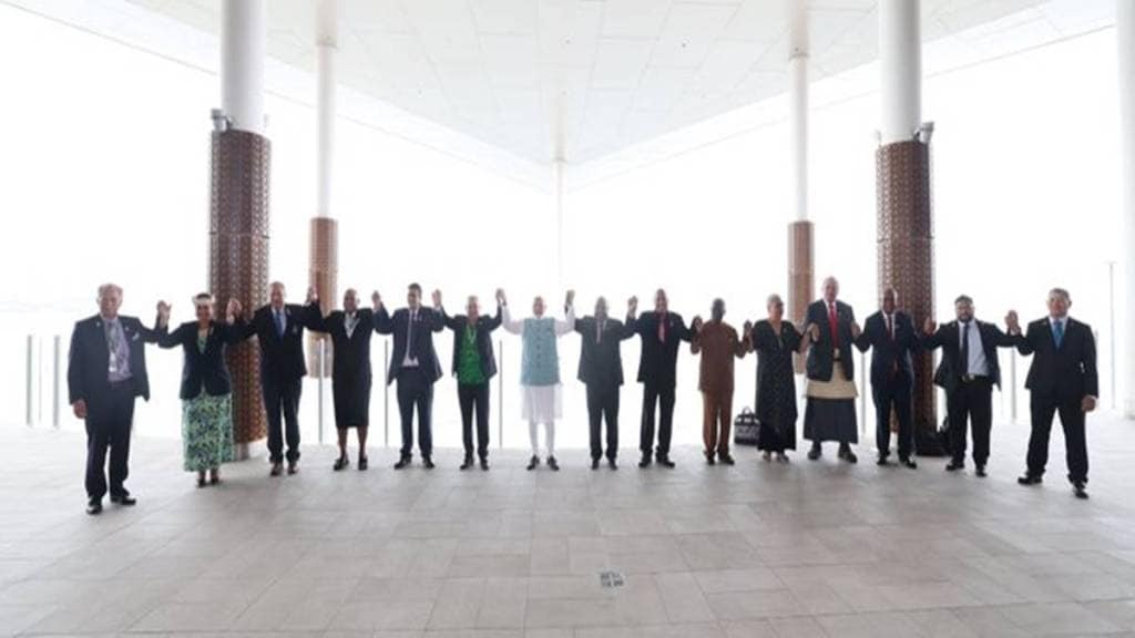 PM modi with Pacific island leaders