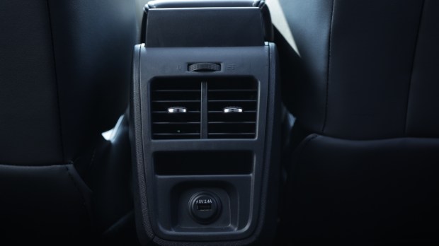 tata altroz ac
