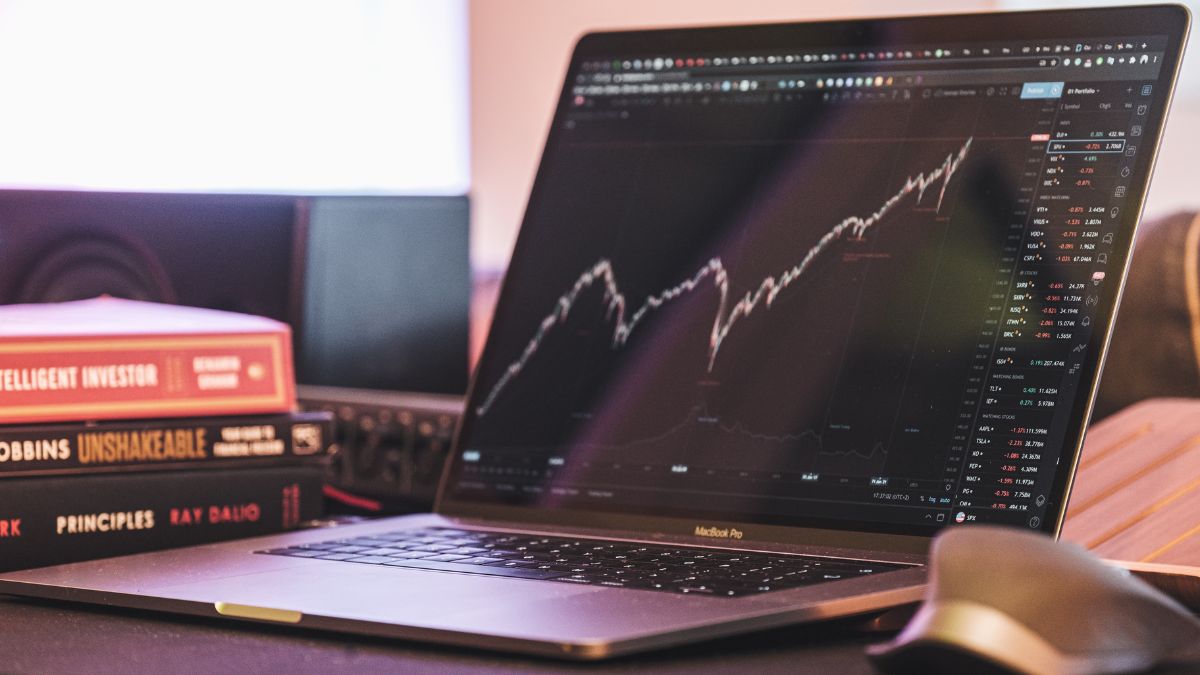 Stock Market Week ahead May 1-5 Stock Market Week ahead May 1-5