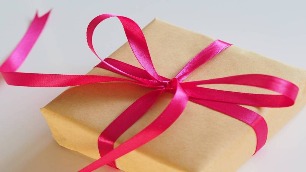 Mother’s Day 2023, Mother’s Day 2023 gifts, Mother’s Day 2023 gifting, Mother’s Day 2023 online gifts, Mother’s Day buy online gifts, lifestyle