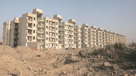 HFCs, Officials