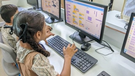 STEMROBO Technologies partners with My Udaan Trust; launches computer education in Maharashtra schools