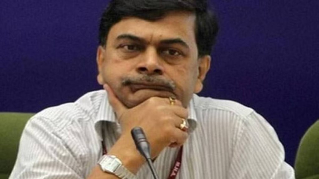 Growth, top priority, Sing Growth, top priority, Sing