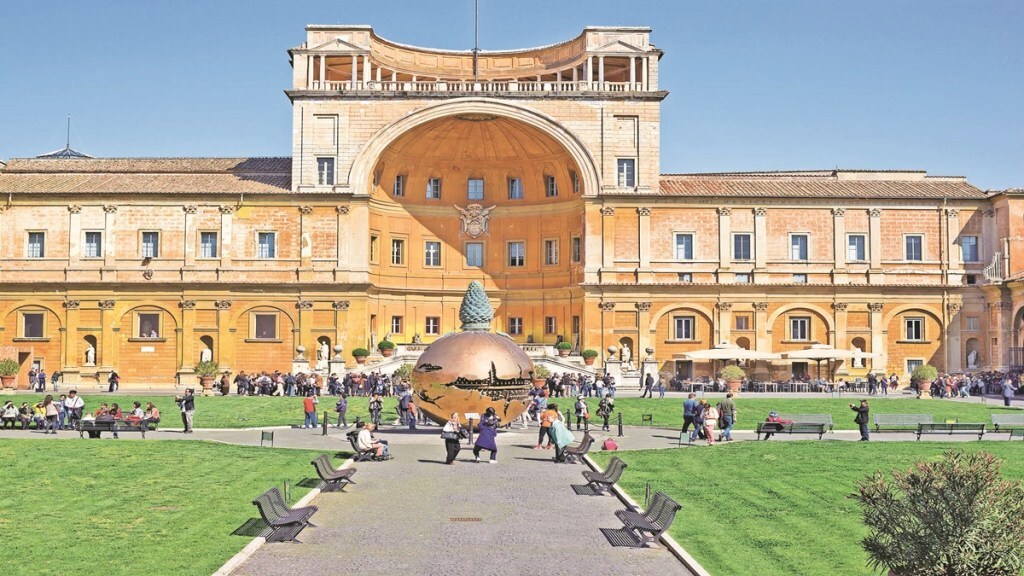 musuem, travel and tourism