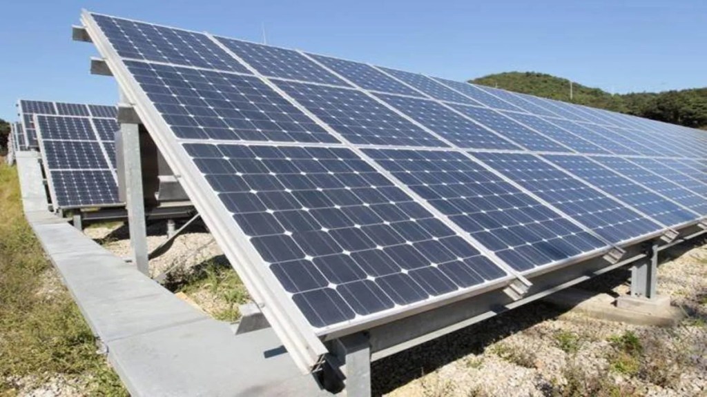 DFC, Tata Solar, Tata Power, solar cell, manufacturing plant, module production, cell production, financial support, energy transition, clean energy