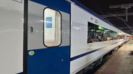 Vande Bharat Express, Vande Bharat Express speed, Vande Bharat Express route, Vande Bharat Express fare, Vande Bharat Express price, Vande Bharat Express timing, Vande Bharat Express launch, five Vande Bharat Express launch, PM Modi to flag off five vande bharat express train, Vande Bharat Express inauguration, Rani Kamalapati-Jabalpur vande bharat, Rani Kamalapati-Jabalpur vande bharat express, Rani Kamlapati-Indore, Rani Kamlapati-Indore vande bharat, Rani Kamlapati-Indore vande bharat express, KSR Bengaluru-Dharwad, KSR Bengaluru-Dharwad vande bharat, KSR Bengaluru-Dharwad vande bharat express, Patna-Ranchi, Patna-Ranchi vande bharat, Patna-Ranchi vande bharat express, Mumbai CSMT-Madgaon vande bharat, Mumbai CSMT-Madgaon vande bharat express train,