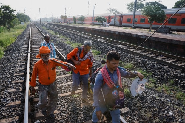 The railways has identified the reason behind the horrific accident. Railway Minister Ashwini Vaishnaw said that the accident occurred due to a 