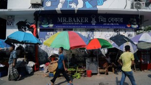 Bangladesh, currency, fixed exchange rates, foreign exchange, depreciation, exchange rate regime, exporter, IMF loans, policy tightening, monetary policy, commodity prices, inflation, easy credit