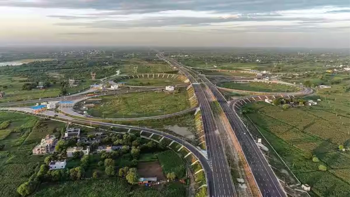 Delhi-Mumbai Expressway Delhi-Mumbai Expressway