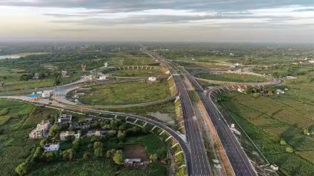 Delhi-Mumbai Expressway